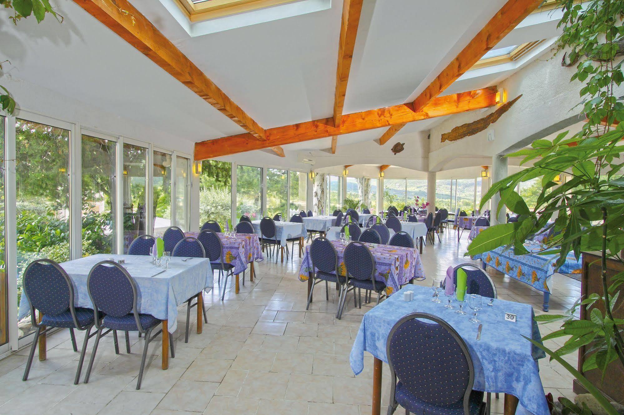 Hotel L'ermitage 3*